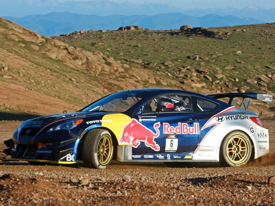  Hyundai Genesis Coupe Red Bull by RMR 2009 года  (фото 10 из 18)
